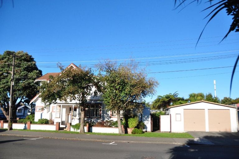 Photo of property in 20 Huia Street, Petone, Lower Hutt, 5012