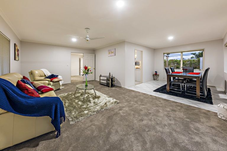 Photo of property in 31 Muirfield Street, Wattle Downs, Auckland, 2103