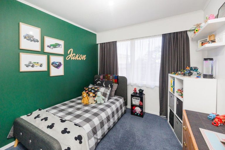 Photo of property in 56 Karamea Crescent, Kelvin Grove, Palmerston North, 4414
