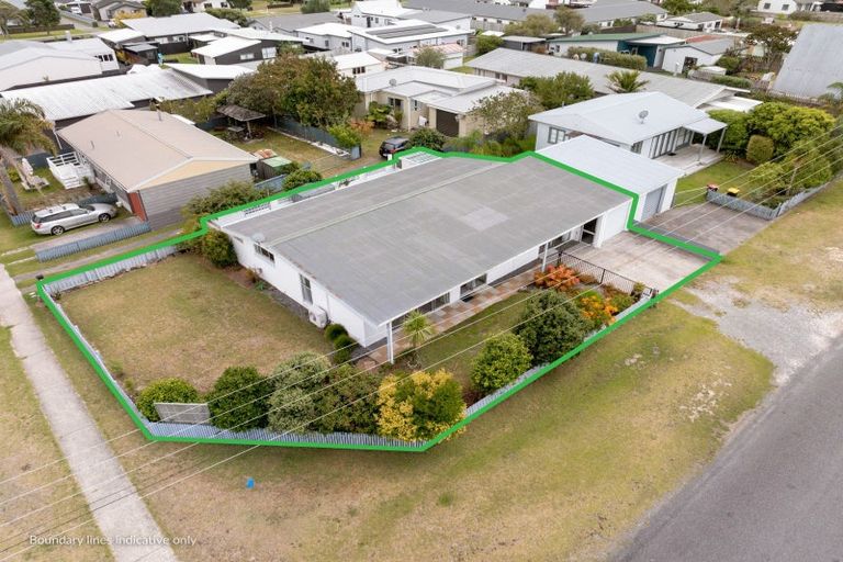 Photo of property in 100a Tamaki Road, Whangamata, 3620