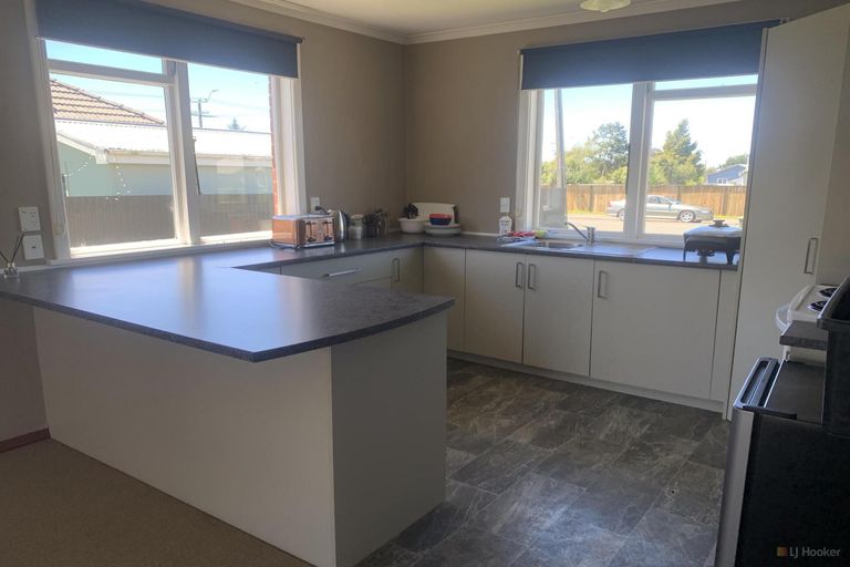 Photo of property in 4 Edward Street, Waimate, 7924