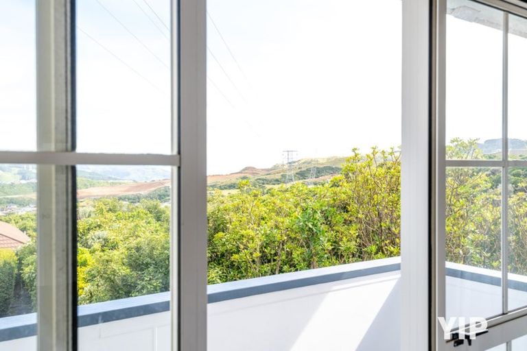 Photo of property in 10 Northwood Close, Woodridge, Wellington, 6037