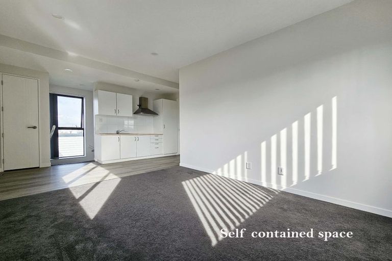 Photo of property in 23 Fredrick Hanson Road, Papakura, 2110