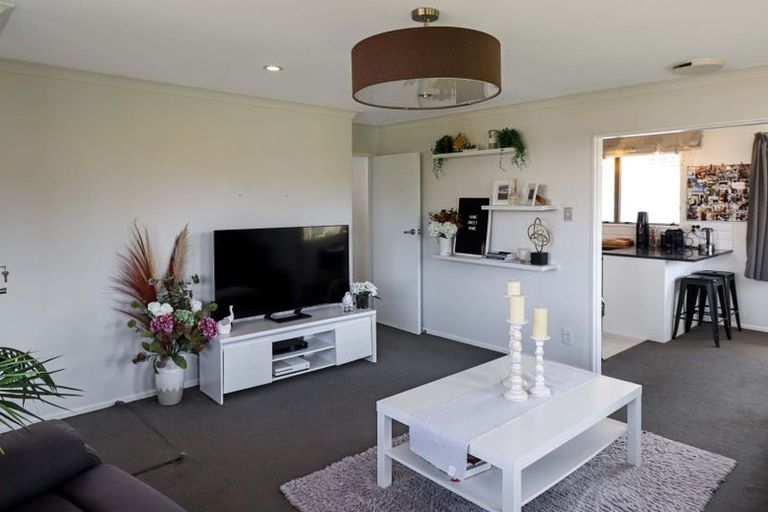 Photo of property in 208a California Drive, Totara Park, Upper Hutt, 5018