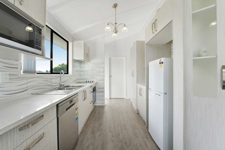 Photo of property in 429 Bucklands Beach Road, Bucklands Beach, Auckland, 2012