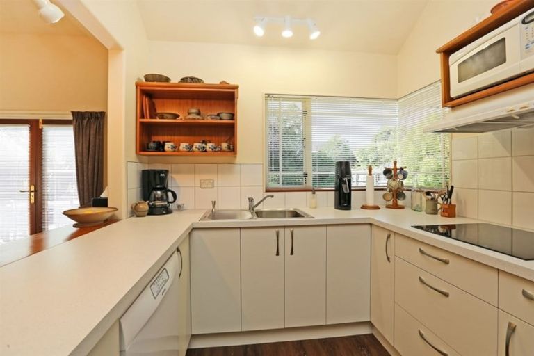 Photo of property in 30 Simla Avenue, Havelock North, 4130