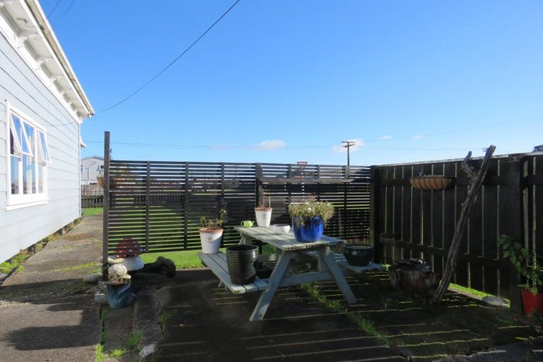 Photo of property in 153 Peel Street, Westport, 7825