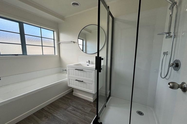 Photo of property in 203 Wordsworth Road, Manurewa, Auckland, 2102