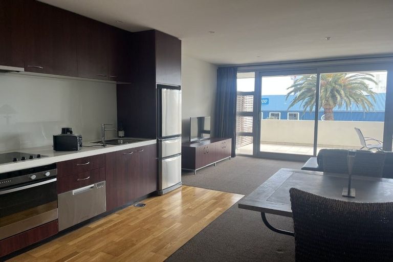 Photo of property in Latitude 41, 16/269 Wakefield Quay, Stepneyville, Nelson, 7010