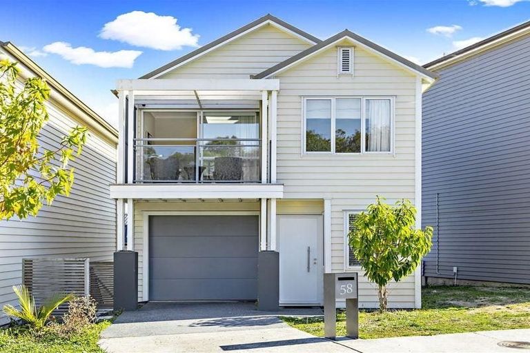 Photo of property in 58 Arrowsmith Drive, Flat Bush, Auckland, 2019