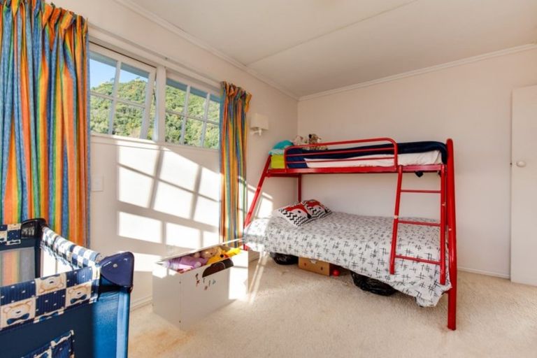 Photo of property in 42a Devon Street, Picton, 7220