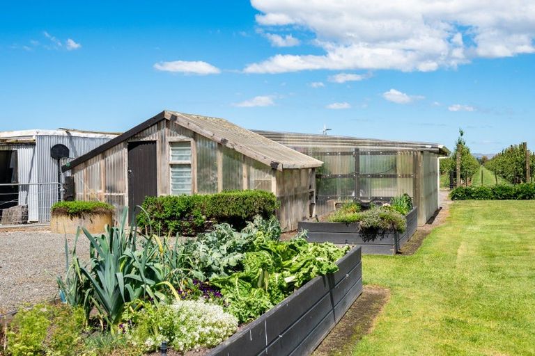 Photo of property in 92 Hill Road, Twyford, Hastings, 4175
