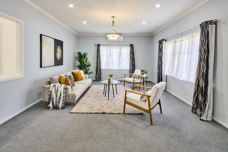 Photo of property in 10 Bentinck Street, Wallaceville, Upper Hutt, 5018