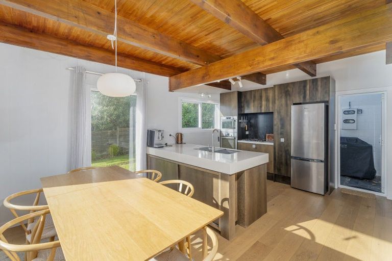 Photo of property in 33 Jubilee Drive, Pauanui, Hikuai, 3579