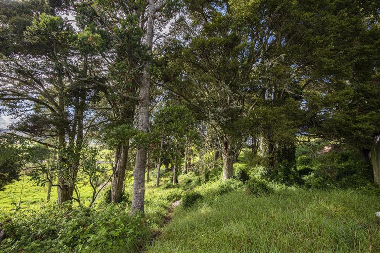 Photo of property in 1933 Mangakahia Road, Titoki, Whangarei, 0172