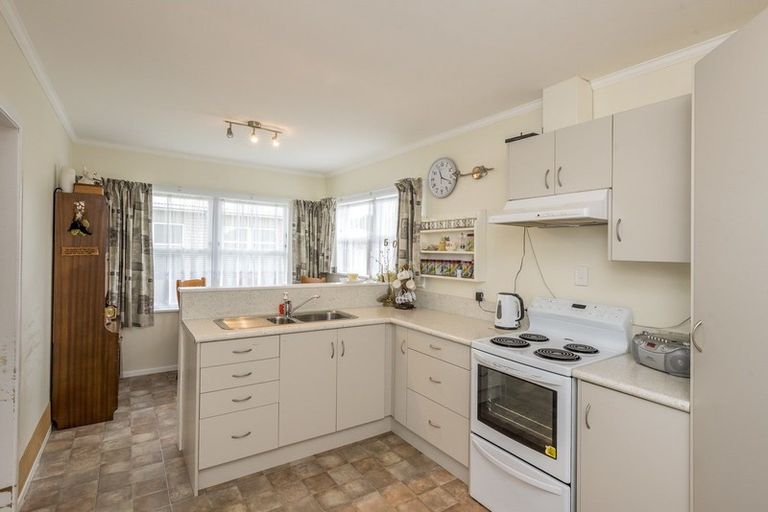 Photo of property in 7 Mersey Street, Levin, 5510