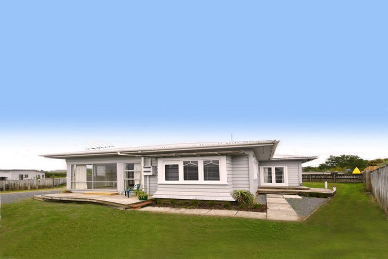 Photo of property in 979 Matakana Road, Matakana, Warkworth, 0985