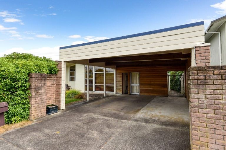 Photo of property in 15 Bernard Street, Chedworth, Hamilton, 3210