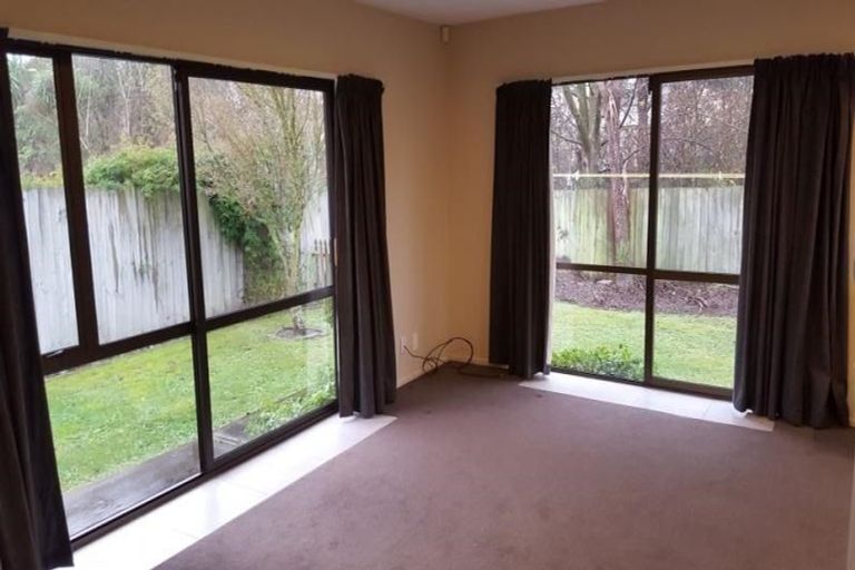 Photo of property in 1/1 Gates Lane, Woolston, Christchurch, 8023