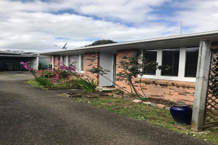 Photo of property in 2/32 Ferguson Street, Manurewa East, Auckland, 2102