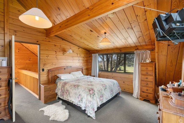 Photo of property in 35 Old Coach Road, Otaki, 5512