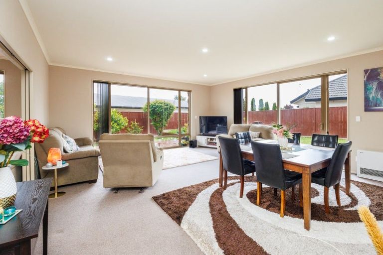 Photo of property in 3 Varsity Heights, Fitzherbert, Palmerston North, 4410