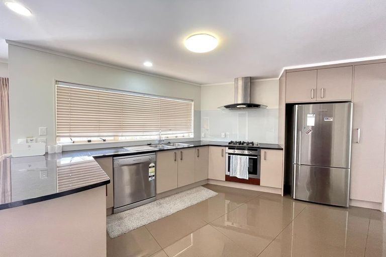 Photo of property in 1/3 Macleans Road, Bucklands Beach, Auckland, 2014