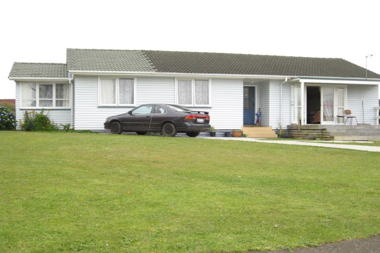 Photo of property in 8 Fairey Place, Mangere, Auckland, 2022