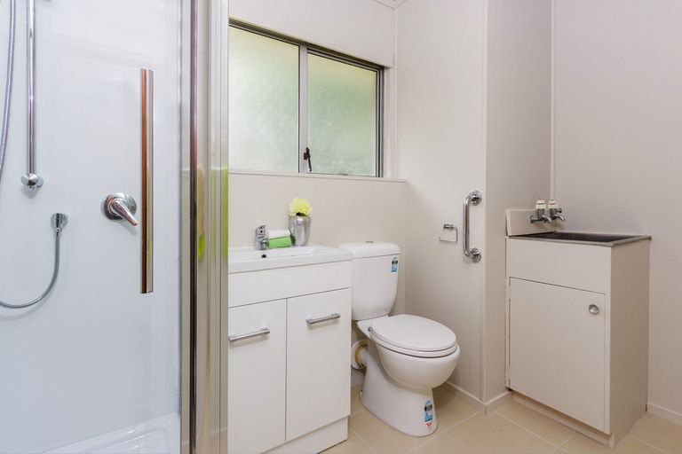 Photo of property in 1/68 Astley Avenue, New Lynn, Auckland, 0600