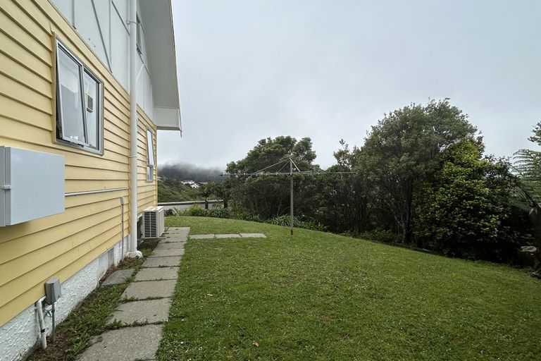 Photo of property in 99a Allington Road, Karori, Wellington, 6012