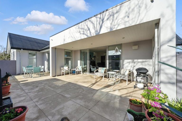 Photo of property in 43 Sycamore Close, Rangiora, 7400