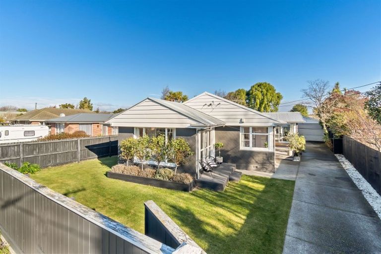 Photo of property in 25 Greenwood Close, Mairehau, Christchurch, 8013