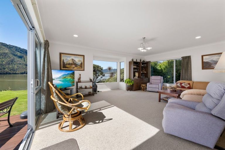 Photo of property in 28 Belvue Bay Road, Havelock, Picton, 7281