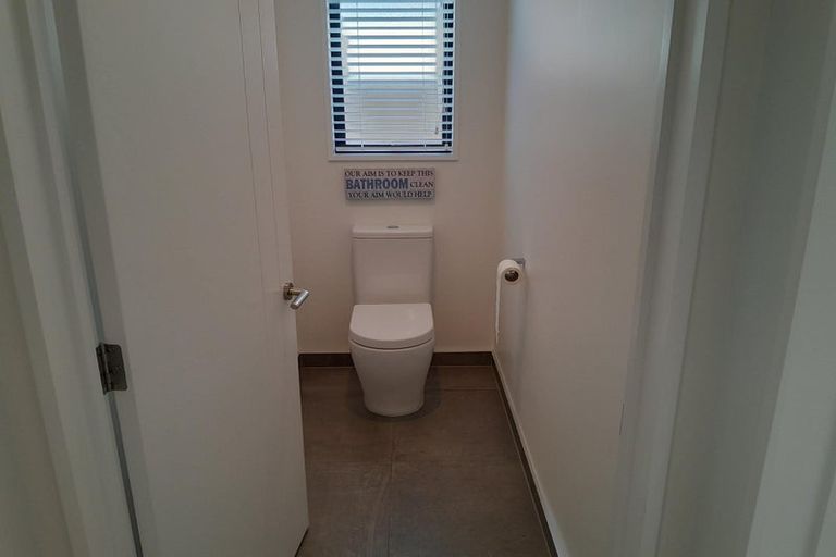 Photo of property in 24 Whakatipu Street, Pegasus, 7612