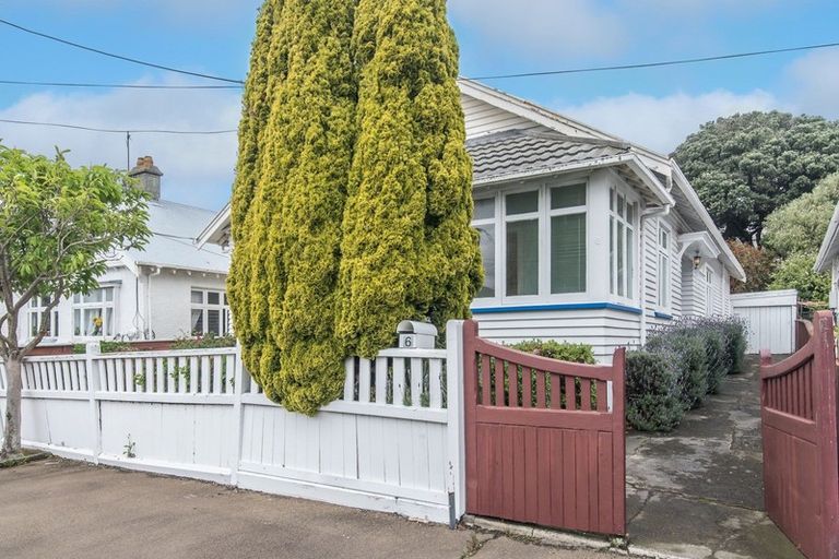 Photo of property in 6 Roy Street, Newtown, Wellington, 6021