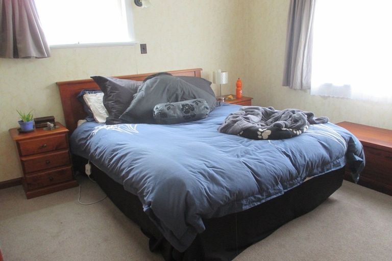 Photo of property in 29-31 Rangitira Avenue, Palmerston North, 4414