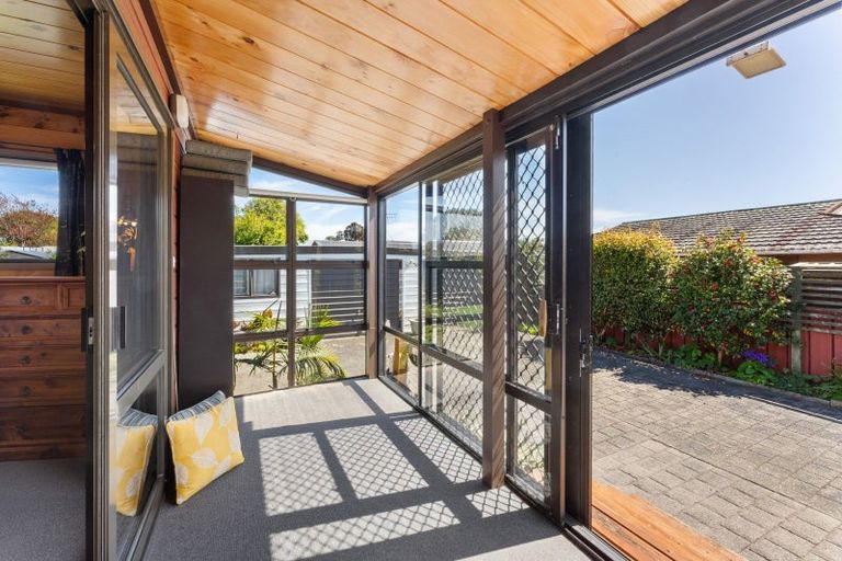 Photo of property in 13 Knights Grove, Otaki, 5512