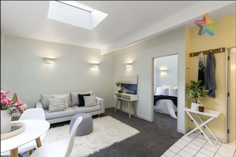 Photo of property in Parkland Flats, 12/51 Adams Terrace, Kelburn, Wellington, 6021