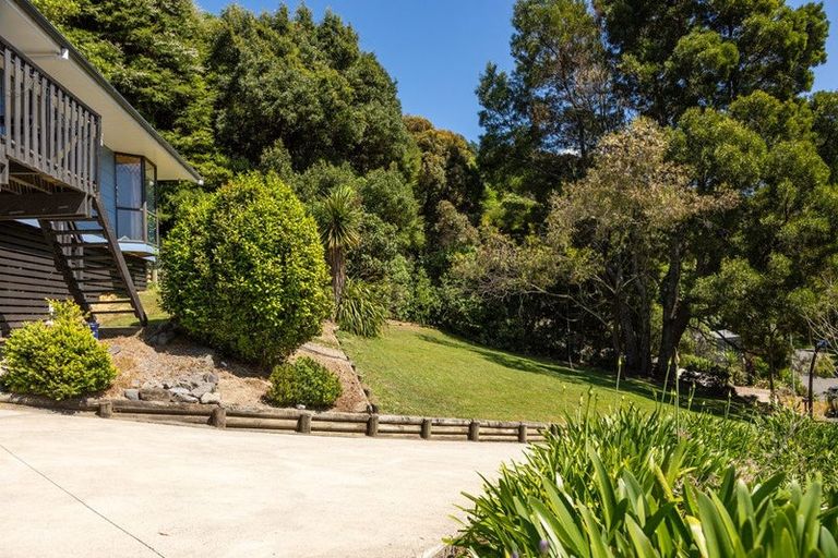 Photo of property in 17 Beach Place, Havelock, 7100