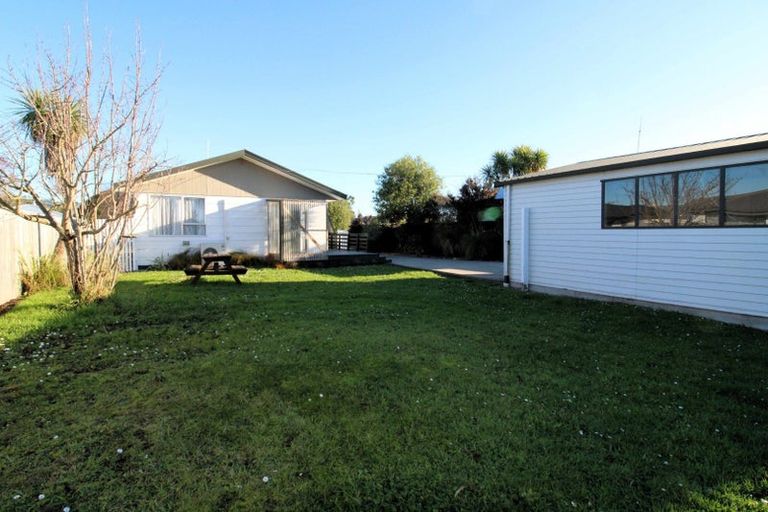 Photo of property in 8 Peckham Lane, Woolston, Christchurch, 8062