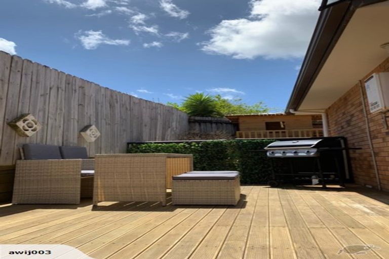 Photo of property in 13 Living Stream Road, Albany Heights, Auckland, 0632