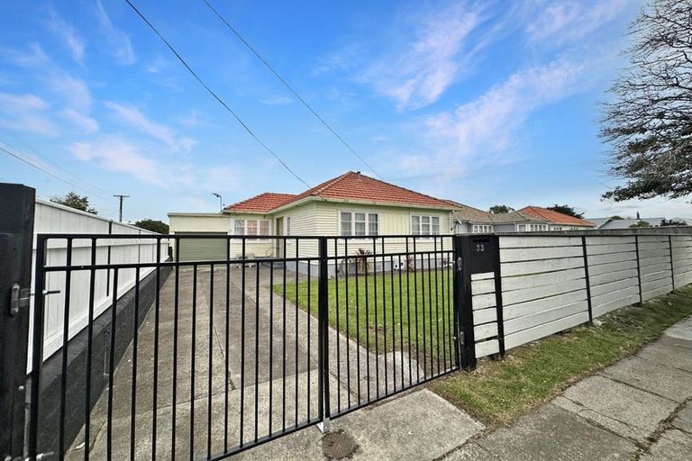 Photo of property in 33 Swiss Avenue, Gonville, Whanganui, 4501