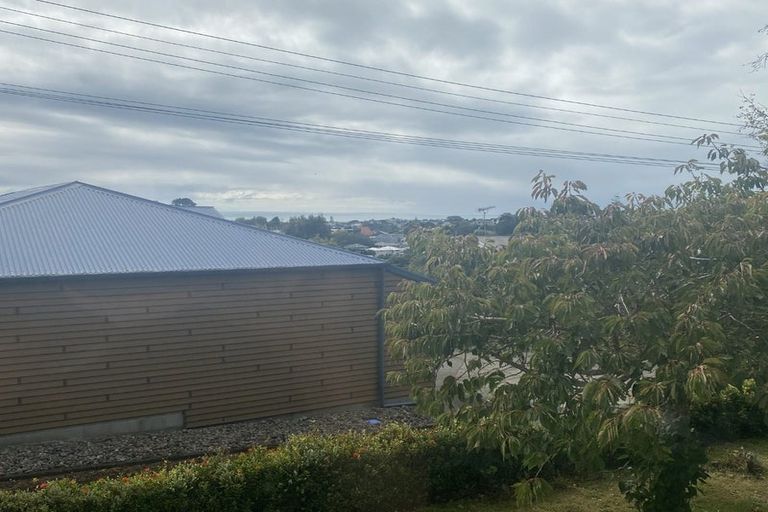 Photo of property in 42 Awanui Street, Merrilands, New Plymouth, 4312