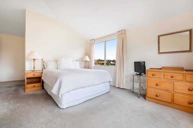 Photo of property in 1/29 Harley Road, Takapuna, Auckland, 0622