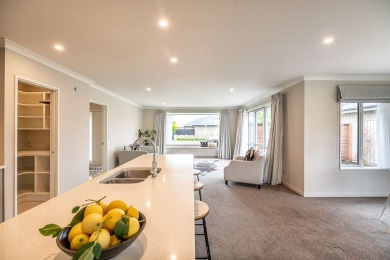 Photo of property in 36 Josephine Crescent, Aidanfield, Christchurch, 8025