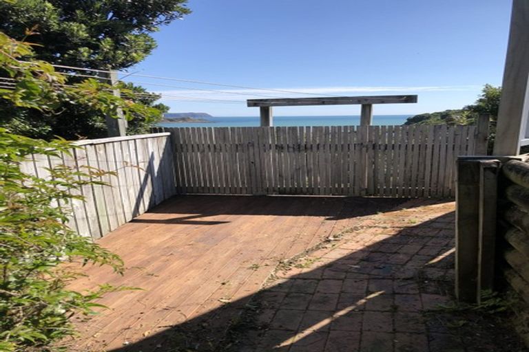 Photo of property in 45 Mana View Road, Paremata, Porirua, 5026