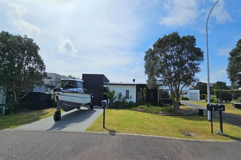 Photo of property in 3 Rita Way, Omaha, Warkworth, 0986