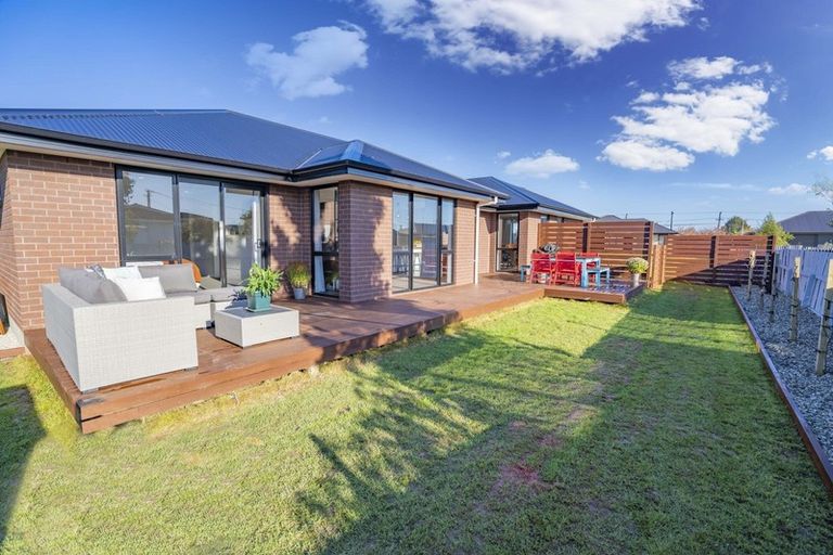 Photo of property in 9c Union Street, Winton, 9720