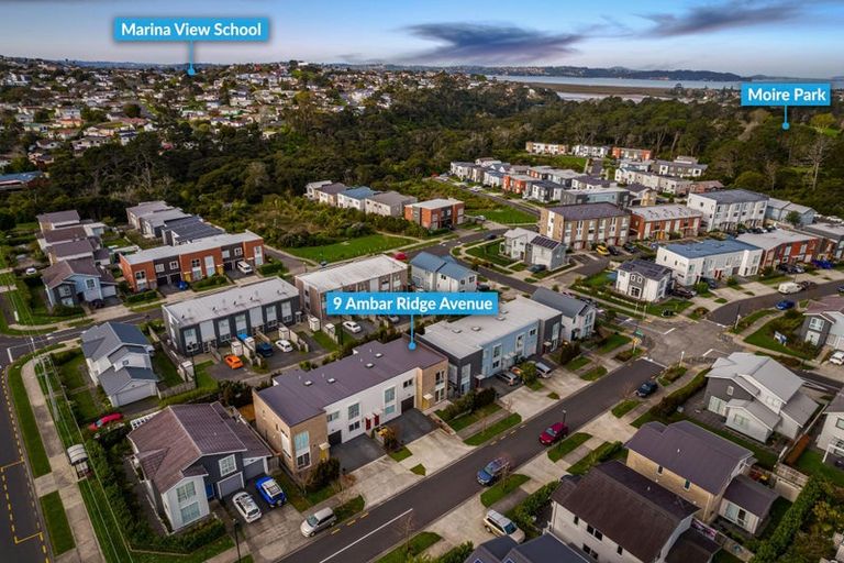 Photo of property in 9 Ambar Ridge Avenue, Massey, Auckland, 0614