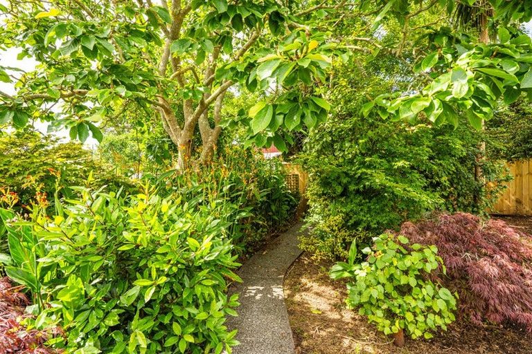 Photo of property in 4 Kent Road, Saint Johns Hill, Whanganui, 4501